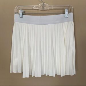 SHEIN White Pleated Tennis Skirt